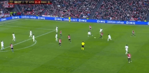 [NBA]詹姆斯反击秀背传 克内克特上篮得手